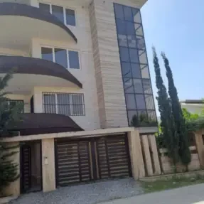 خرید آپارتمان در محمودآباد خشت سر کلید نخورده و بافت روستایی